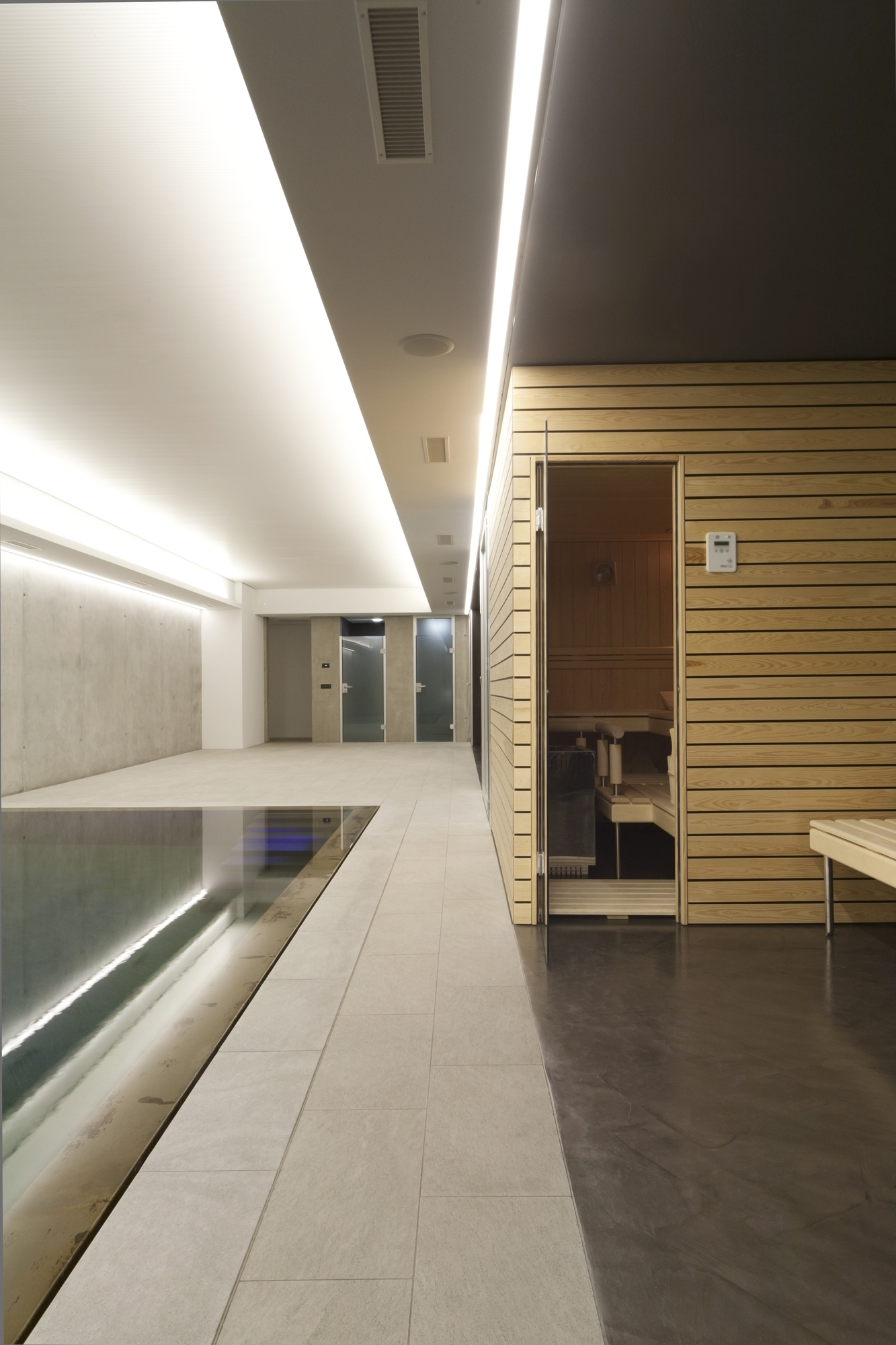 Indoor swimming pool with sauna